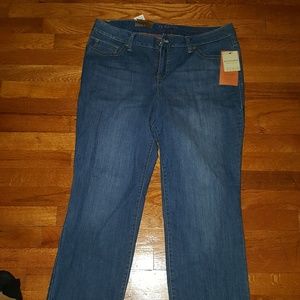 Sonoma Modern Straight fit 14 Short Jeans
